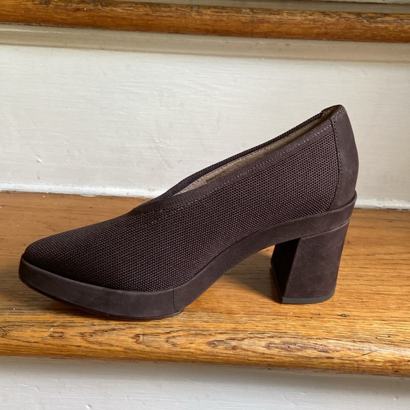 Eileen Fisher Signy Brown Knit Pumps 7 1/2Medium - Picture 4 of 10